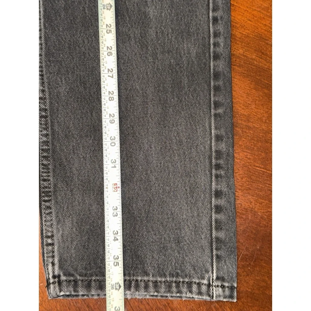 Levis tags these